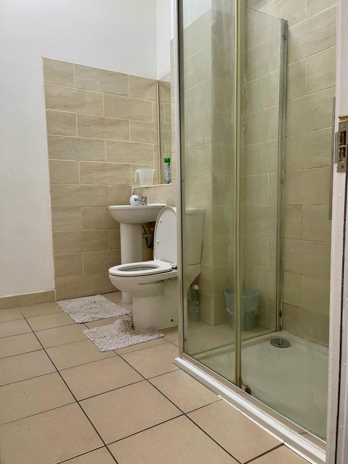 Homestays-Close To Coventry City And University I Free Parking I Wi-Fi 外观 照片