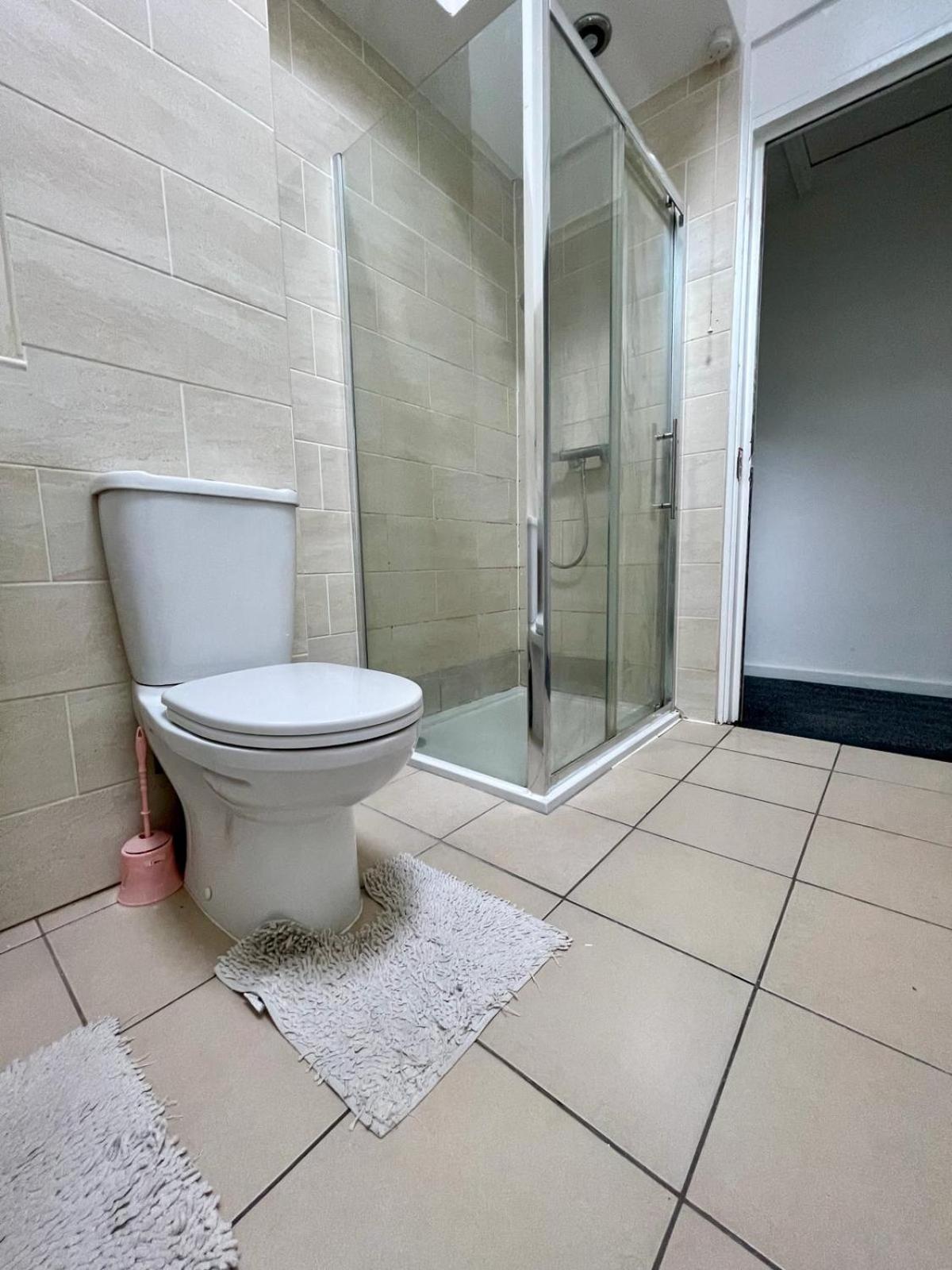 Homestays-Close To Coventry City And University I Free Parking I Wi-Fi 外观 照片